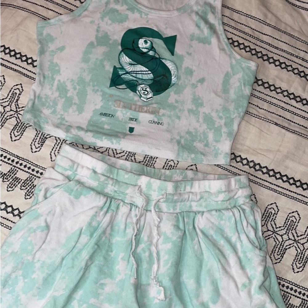 Slytherin short & crop top set womens